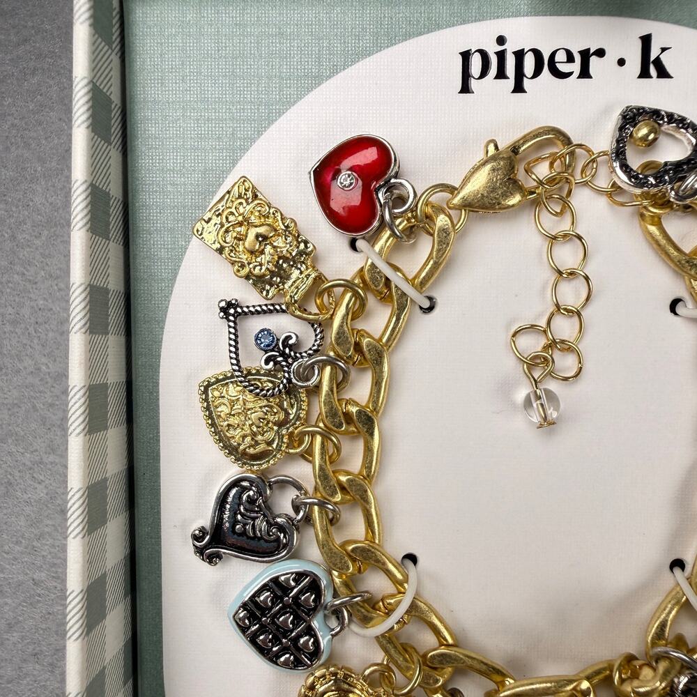 NWT Piper K two tone heart charm bracelet - chunky chain hand painted one size